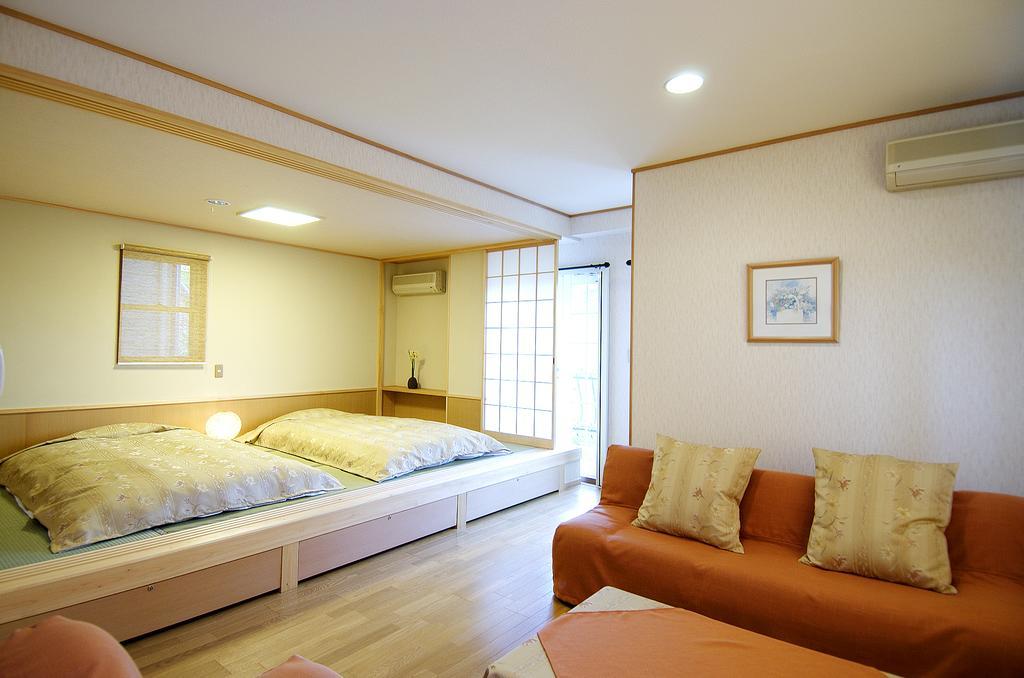 Hotel Chobo Sanso Yugawara Buitenkant foto